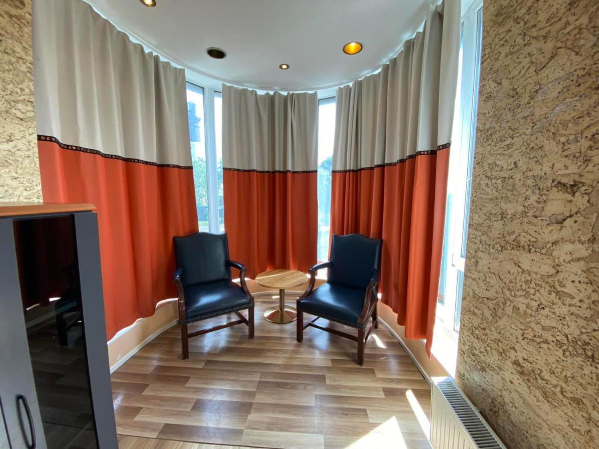 Majaka Hostel Таллин Экстерьер фото